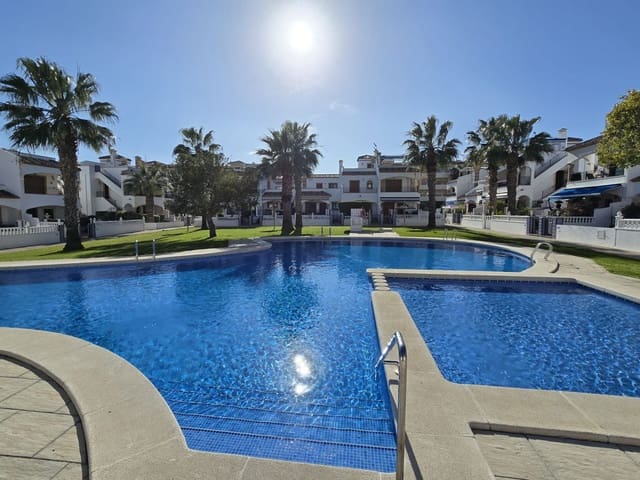 Apartamento de 2 habitaciones en Orihuela Costa, Orihuela en venta con piscina garaje - 169.000 € (Ref: 8926072)