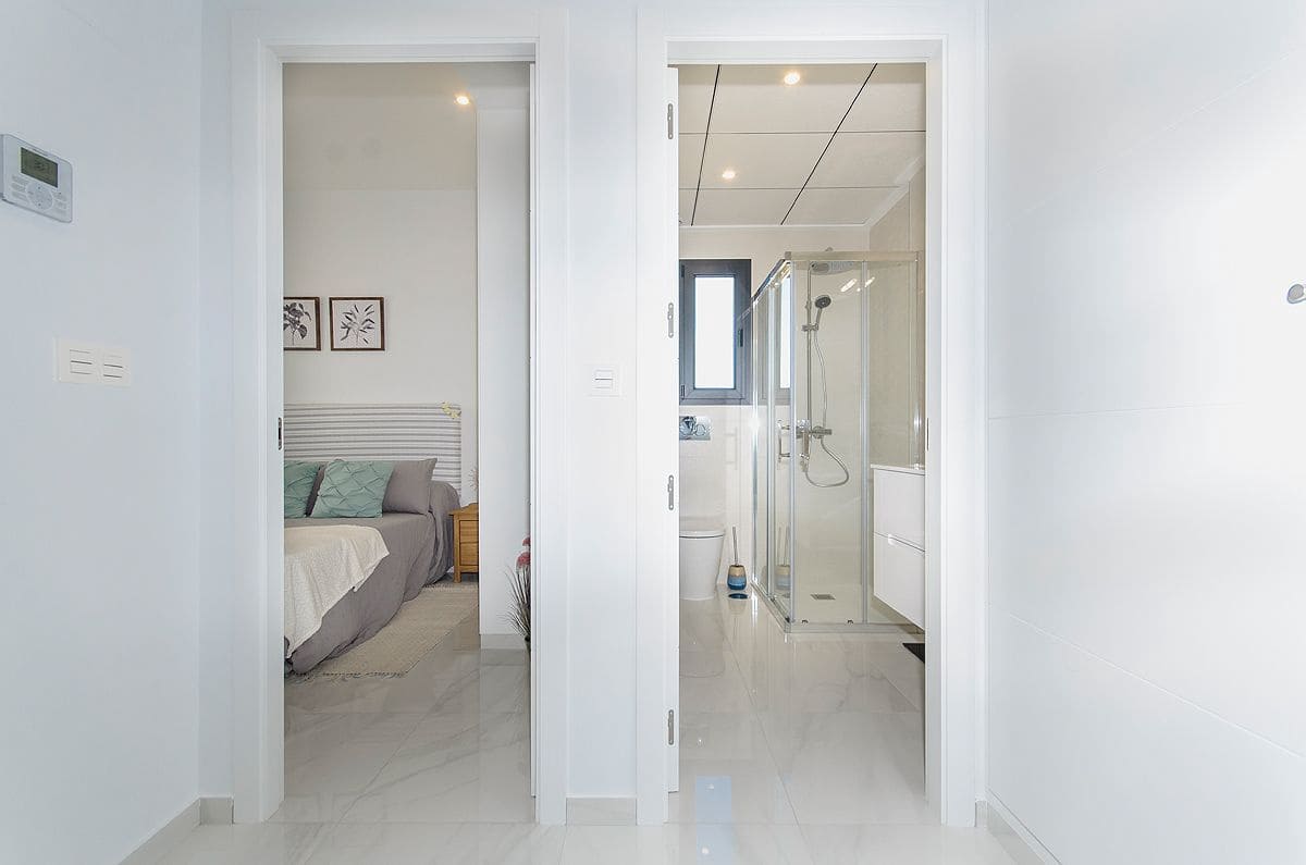 3 bedroom Villa for sale in Orihuela - € 365,000 (Ref: 8948553)