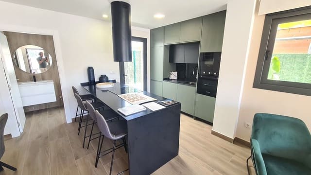 3 sypialnia Willa na sprzedaż w Los Montesinos z basenem garażem - 334 500 € (Ref: 8948554)