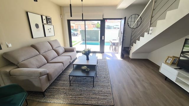 3 sypialnia Willa na sprzedaż w Los Montesinos z basenem garażem - 334 500 € (Ref: 8948554)