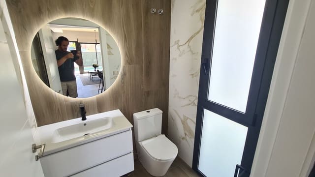 3 sypialnia Willa na sprzedaż w Los Montesinos z basenem garażem - 334 500 € (Ref: 8948554)