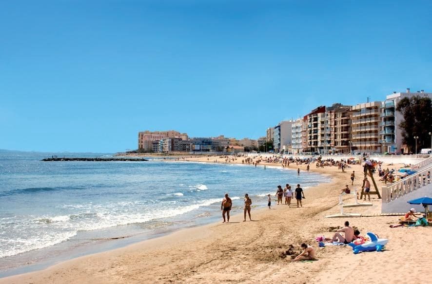 2 soveværelse Lejlighed til salg i Torrevieja med swimmingpool - € 309.000 (Ref: 9007434)