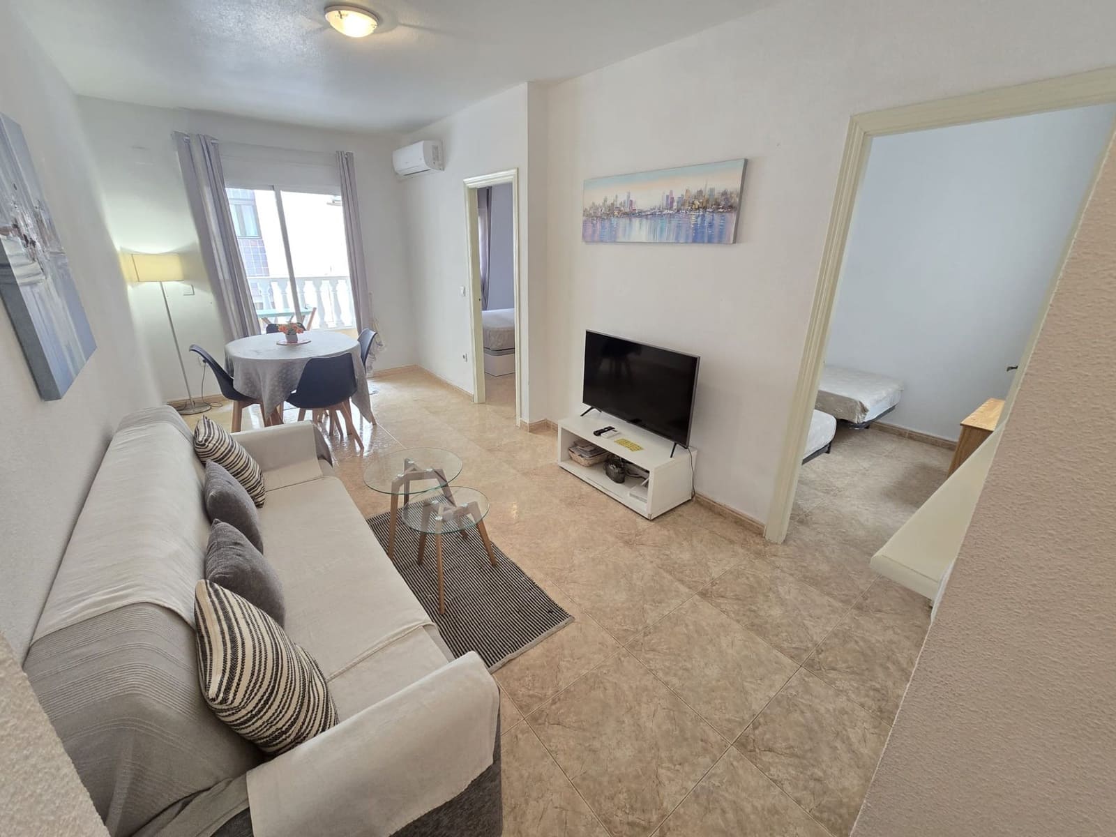 2 quarto Apartamento para venda em Torrevieja com piscina - 119 990 € (Ref: 9026284)