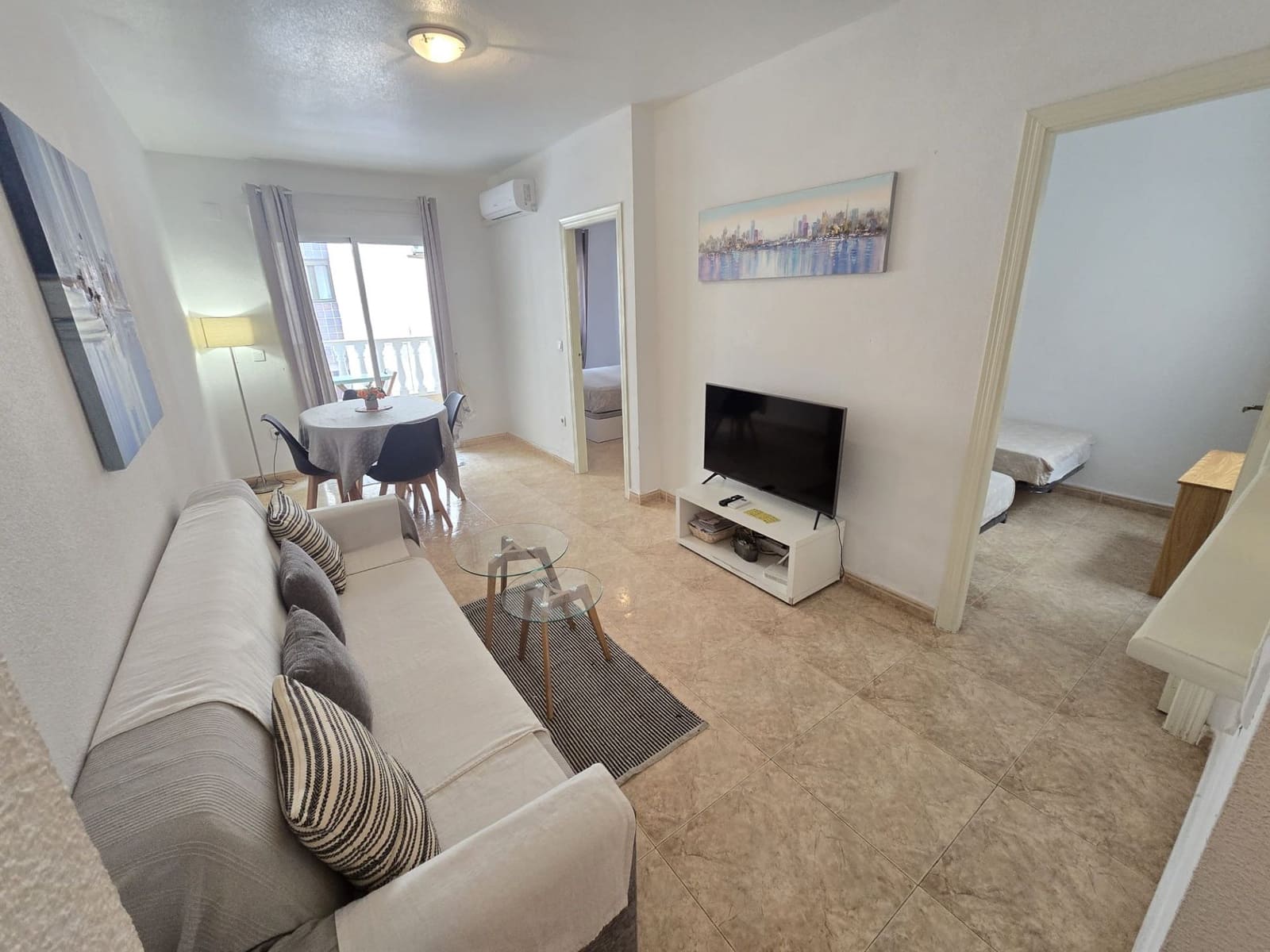 2 quarto Apartamento para venda em Torrevieja com piscina - 119 990 € (Ref: 9026284)