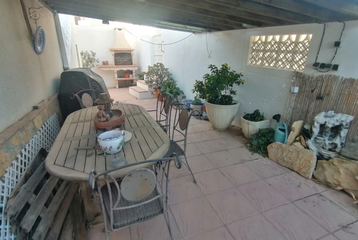 3 bedroom Villa for sale in San Miguel de Salinas with pool garage - € 245,000 (Ref: 9034355)