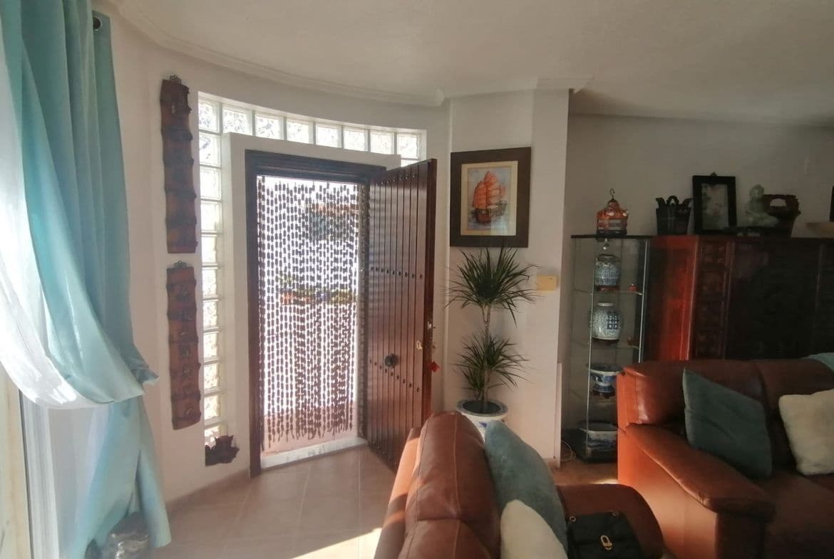 3 bedroom Villa for sale in San Miguel de Salinas with pool garage - € 245,000 (Ref: 9034355)