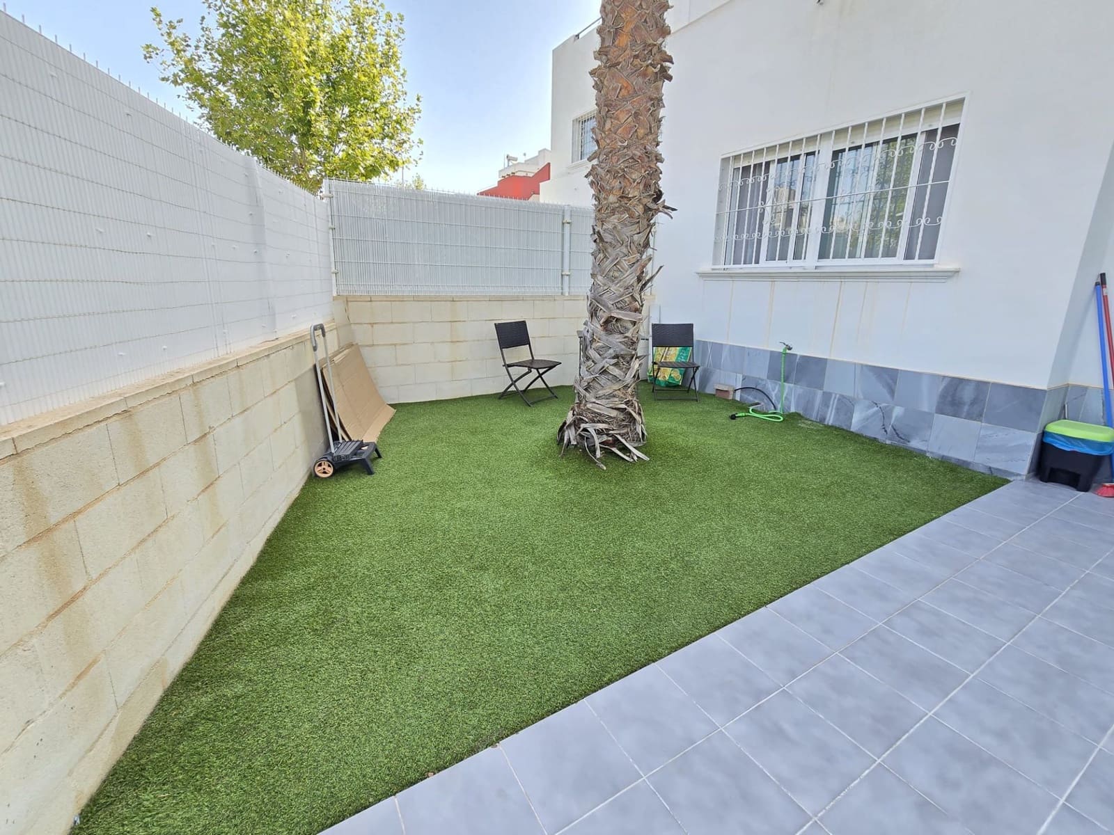 2 soverom Hus til salgs i Torrevieja med svømmebasseng - € 240 000 (Ref: 9162073)