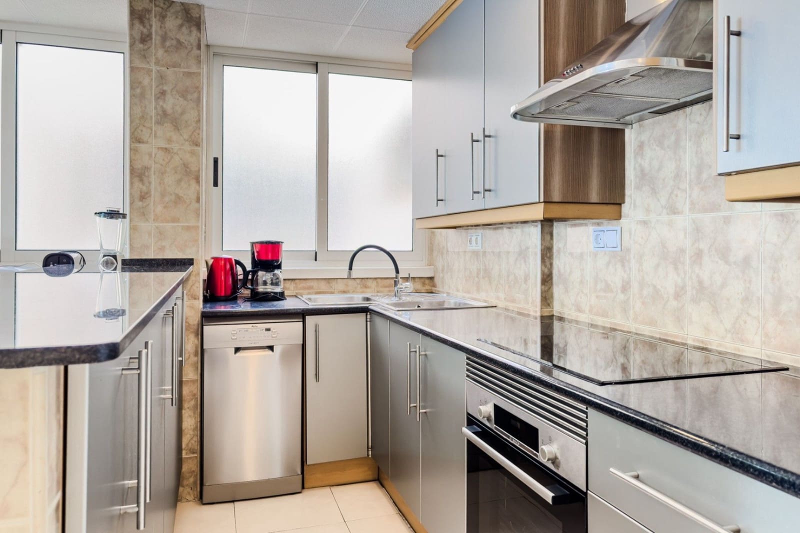 2 chambre Penthouse à vendre à Torrevieja avec piscine garage - 395 000 € (Ref: 9165552)