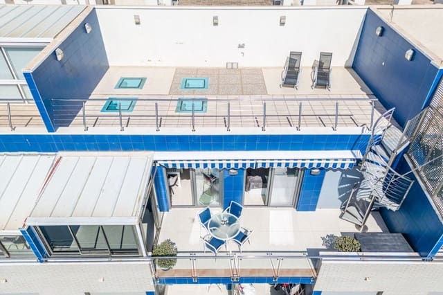 2 chambre Penthouse à vendre à Torrevieja avec piscine garage - 395 000 € (Ref: 9165552)
