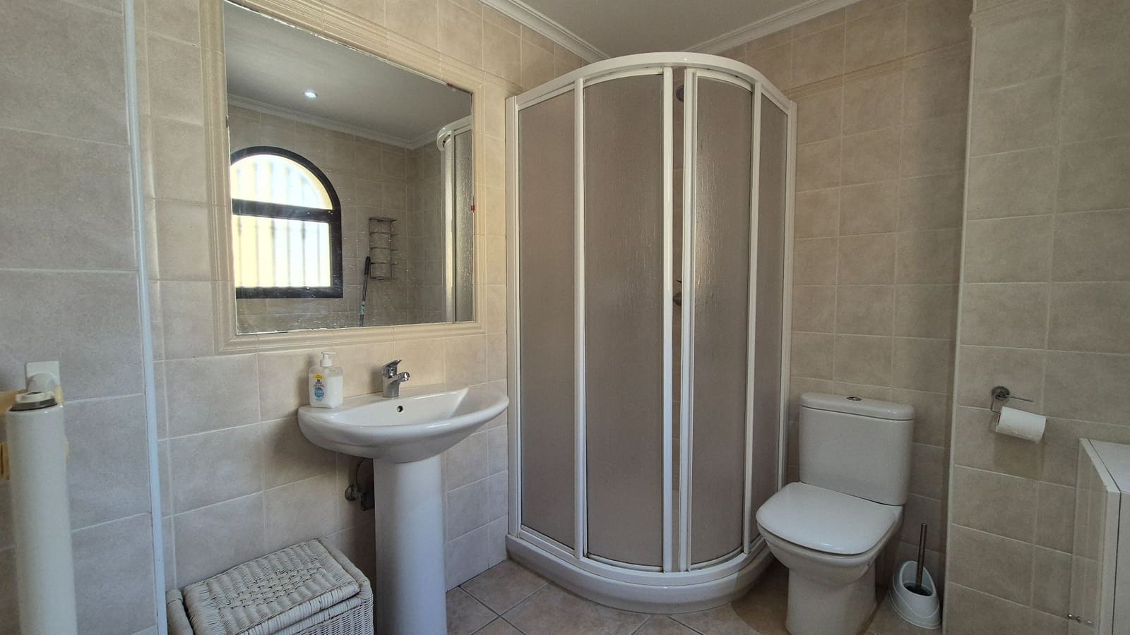 3 bedroom Villa for sale in Orihuela Costa with pool garage - € 355,000 (Ref: 9165553)