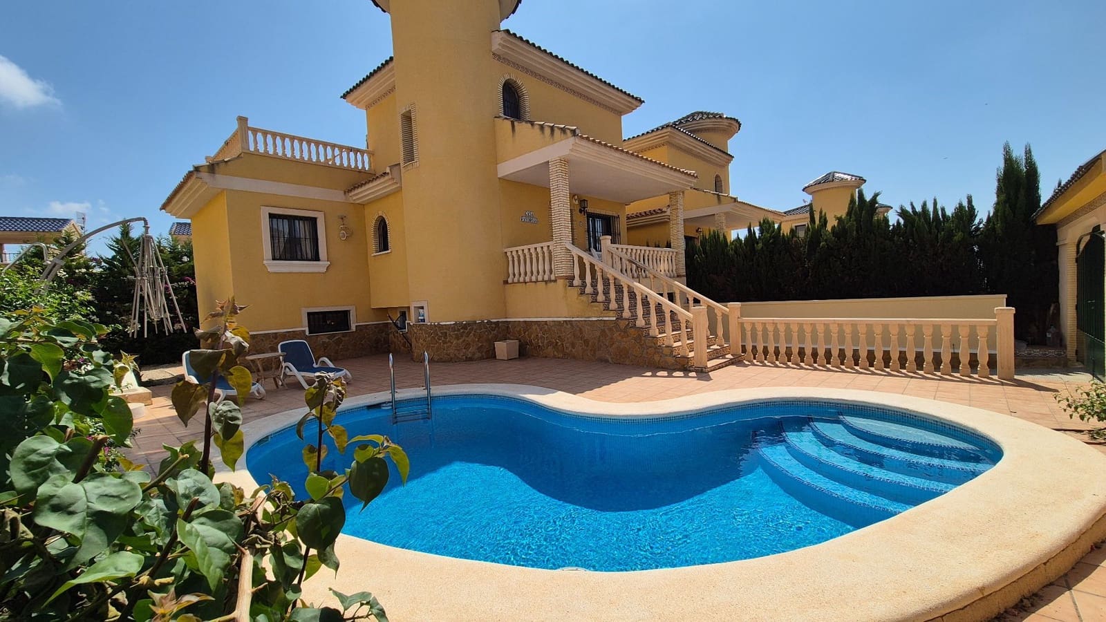 3 bedroom Villa for sale in Orihuela Costa with pool garage - € 355,000 (Ref: 9165553)