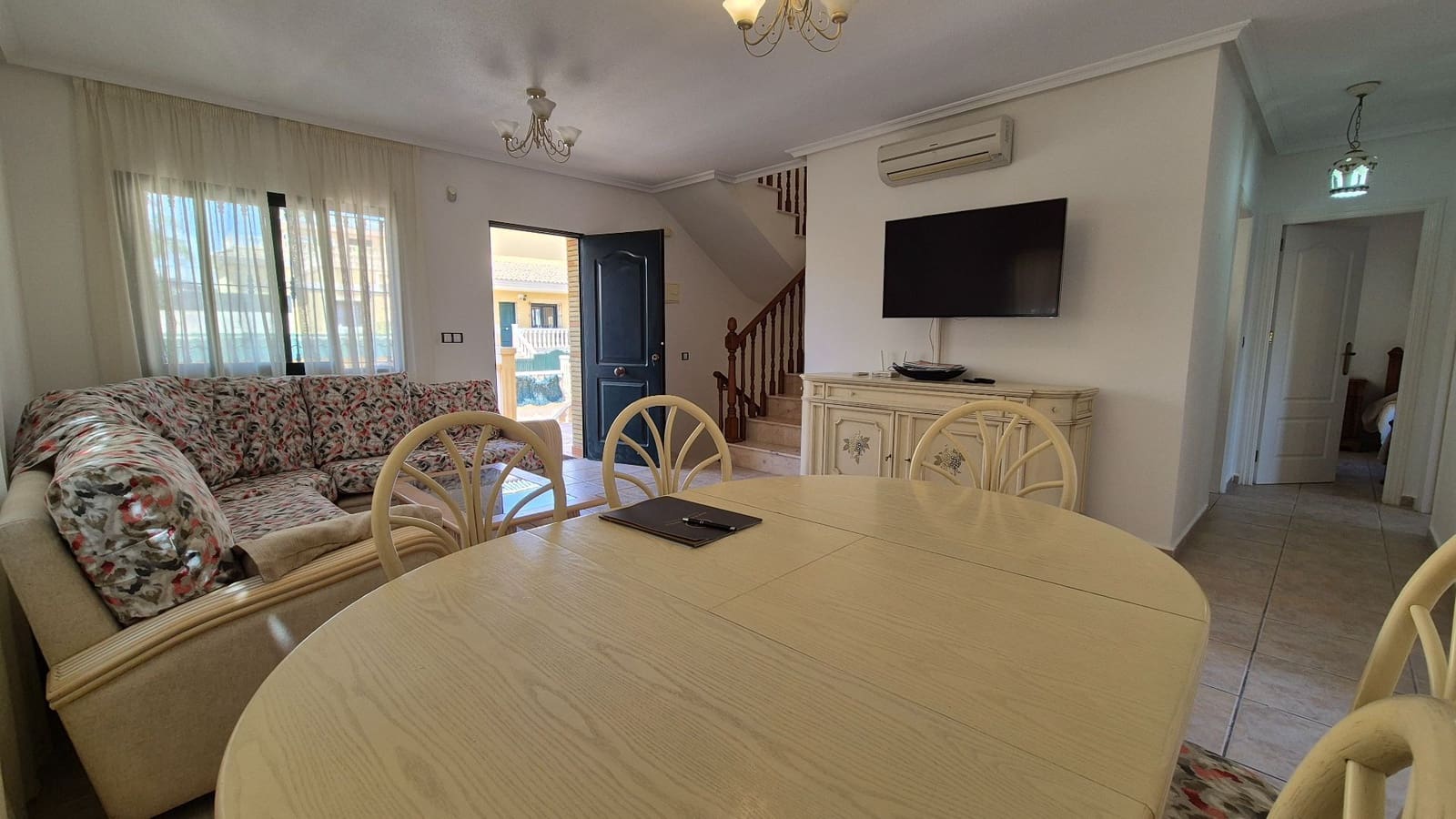 3 bedroom Villa for sale in Orihuela Costa with pool garage - € 355,000 (Ref: 9165553)