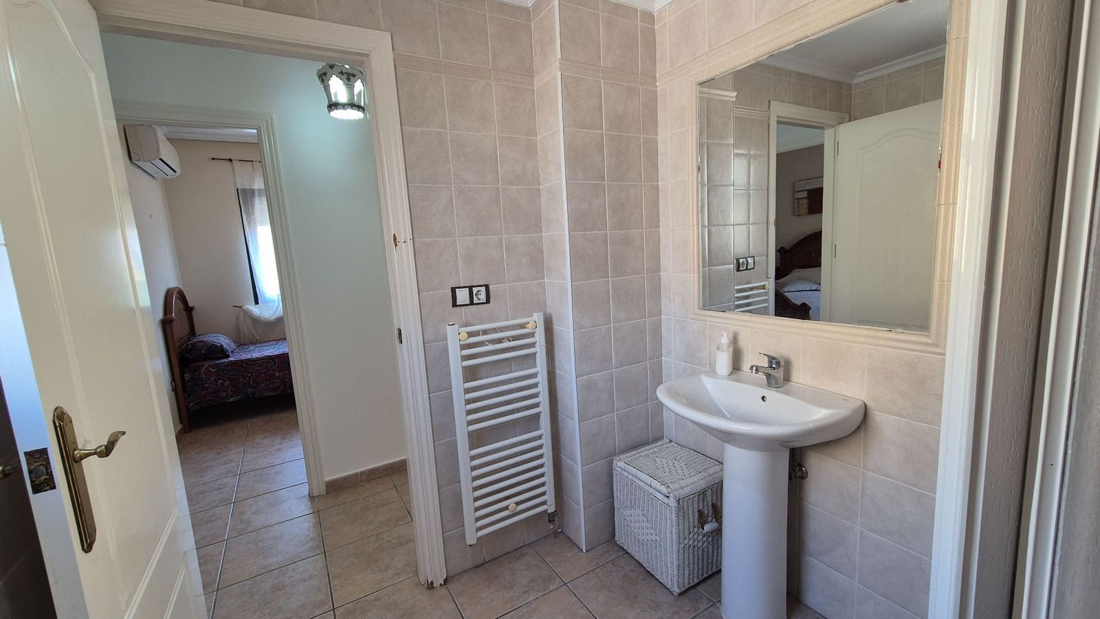 3 bedroom Villa for sale in Orihuela Costa with pool garage - € 355,000 (Ref: 9165553)