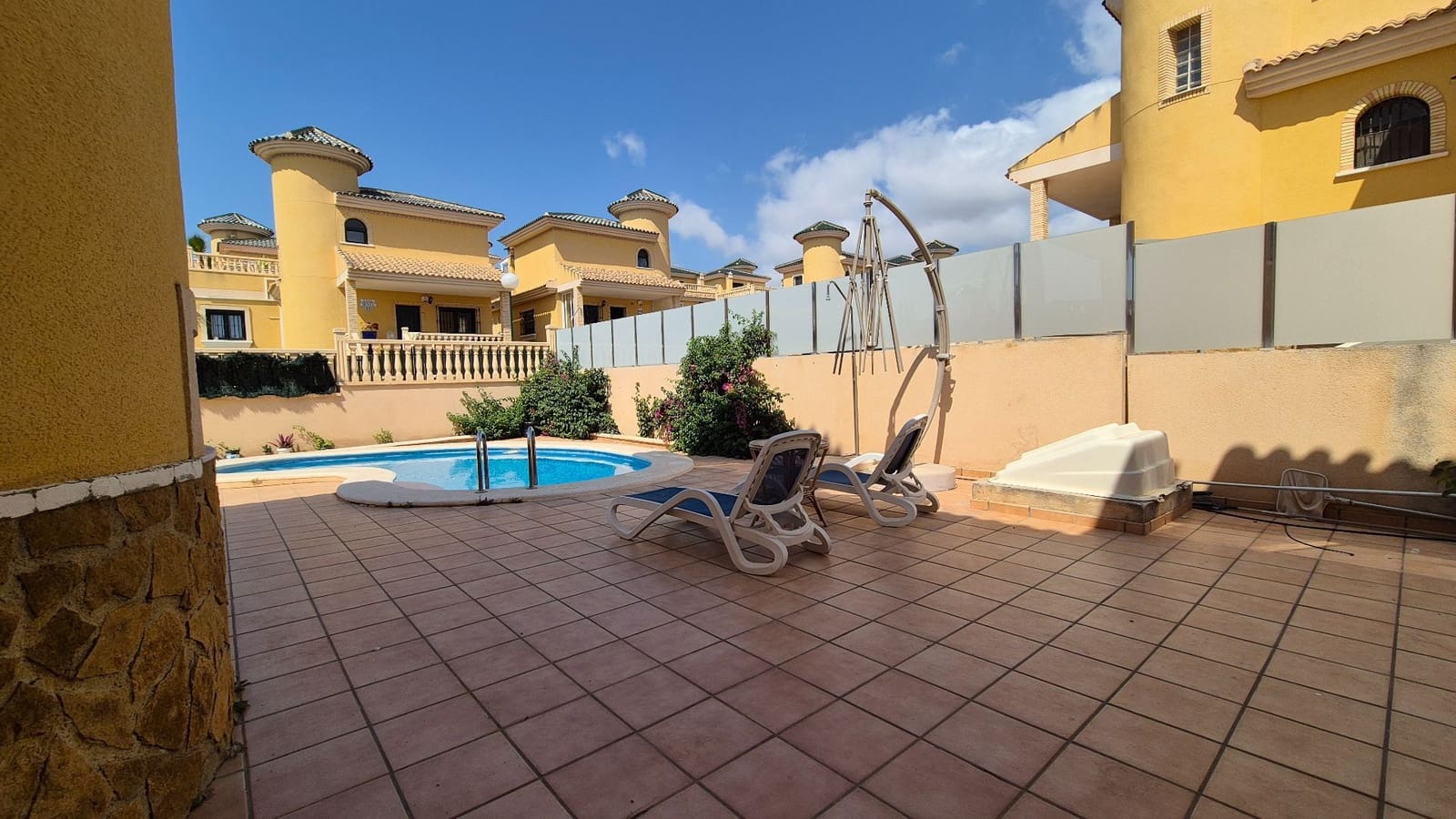 3 bedroom Villa for sale in Orihuela Costa with pool garage - € 355,000 (Ref: 9165553)