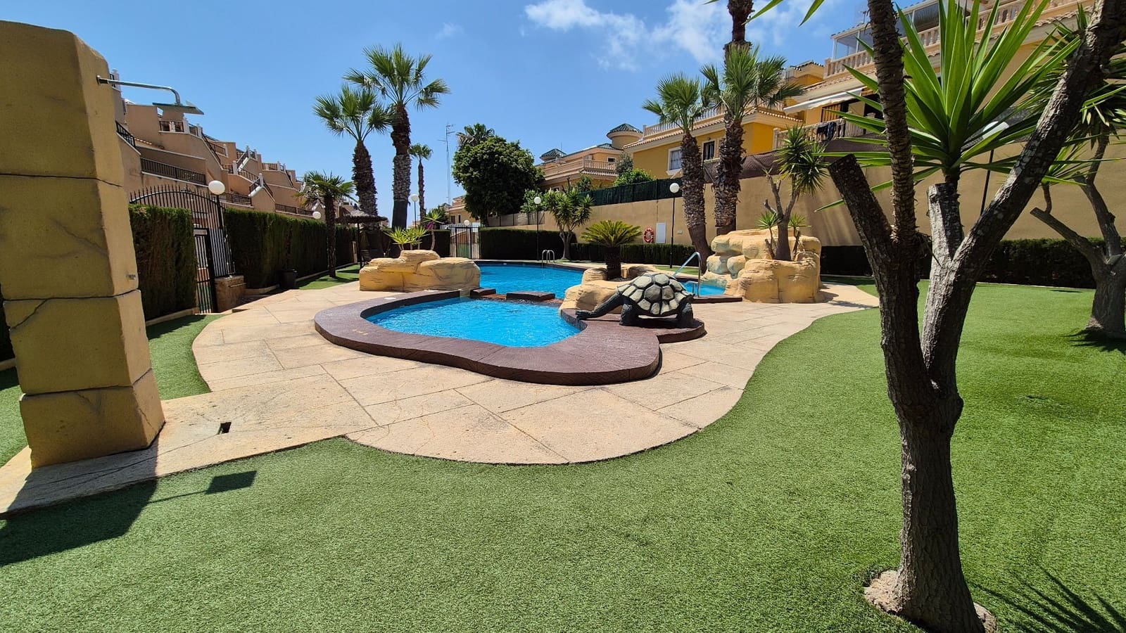 3 bedroom Villa for sale in Orihuela Costa with pool garage - € 355,000 (Ref: 9165553)