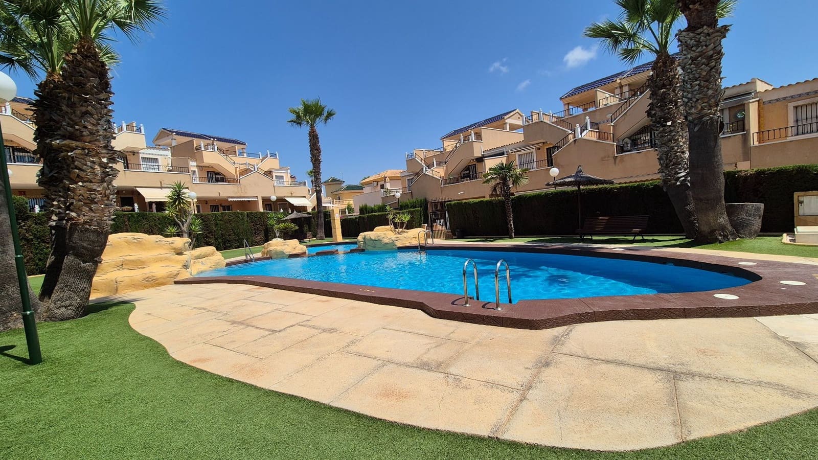 3 bedroom Villa for sale in Orihuela Costa with pool garage - € 355,000 (Ref: 9165553)