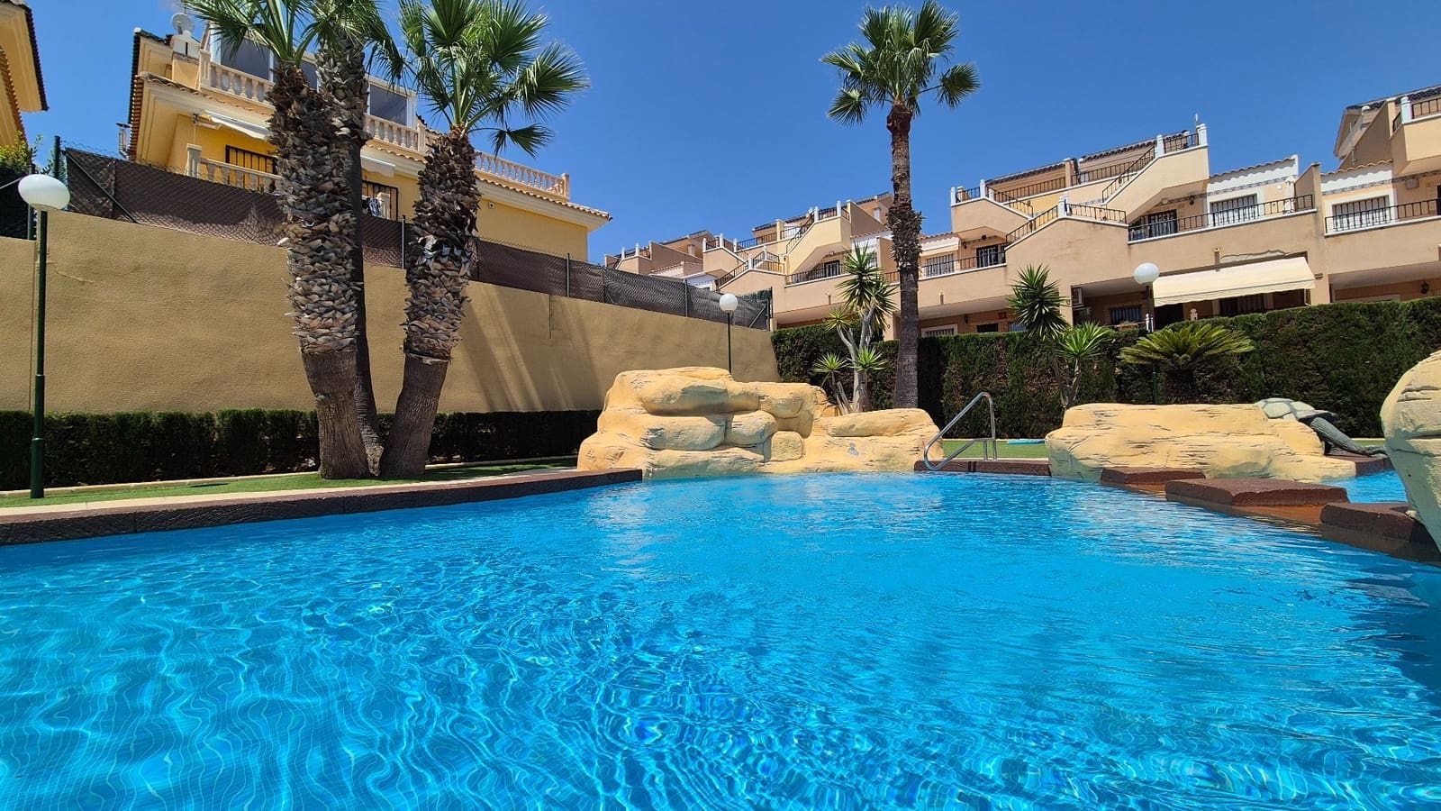3 bedroom Villa for sale in Orihuela Costa with pool garage - € 355,000 (Ref: 9165553)