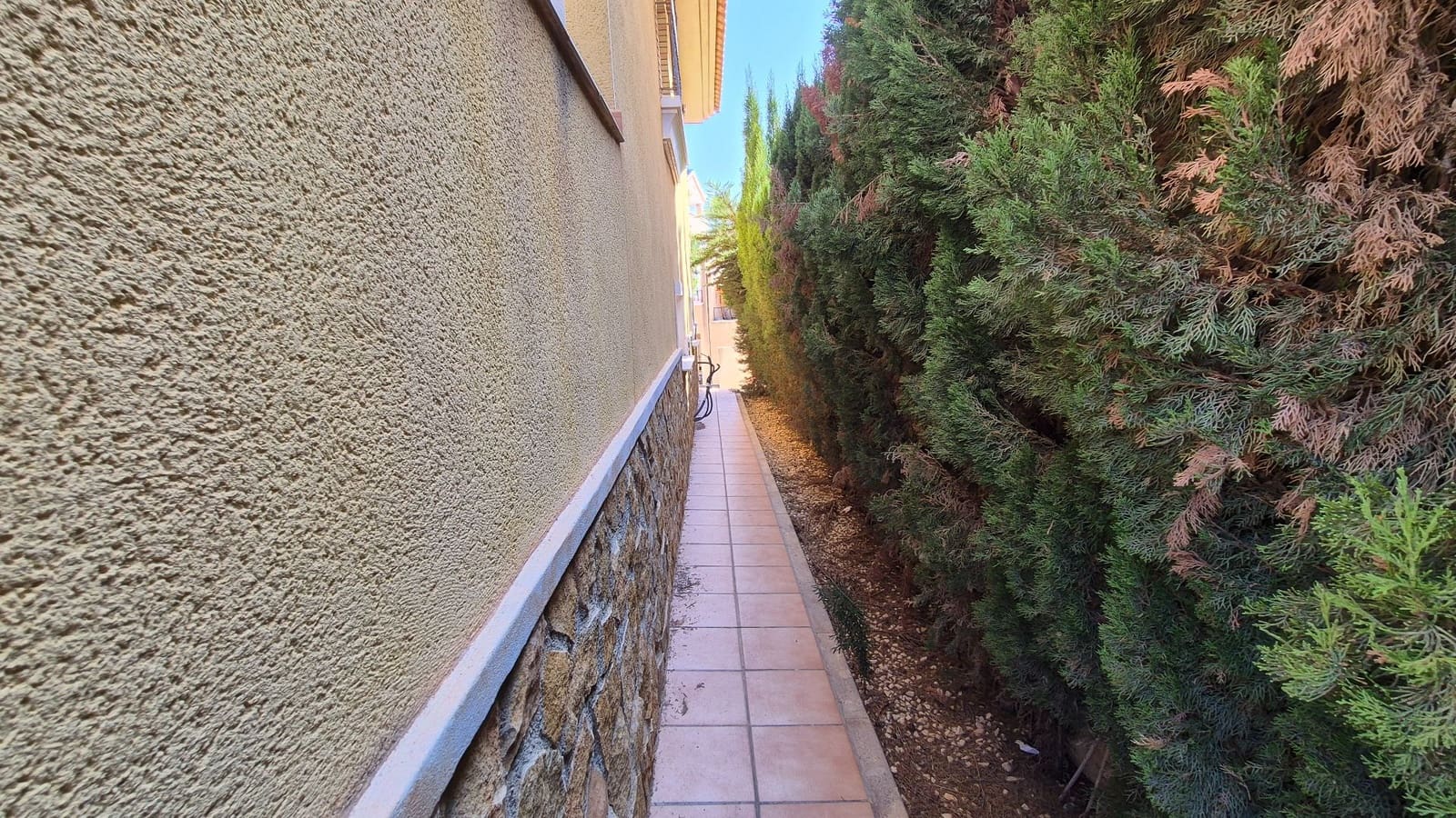 3 bedroom Villa for sale in Orihuela Costa with pool garage - € 355,000 (Ref: 9165553)