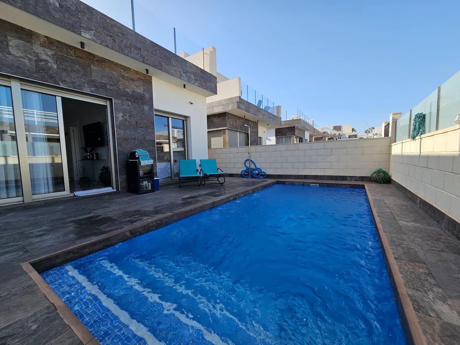3 bedroom Villa for sale in Orihuela Costa with pool garage - € 369,950 (Ref: 9176225)
