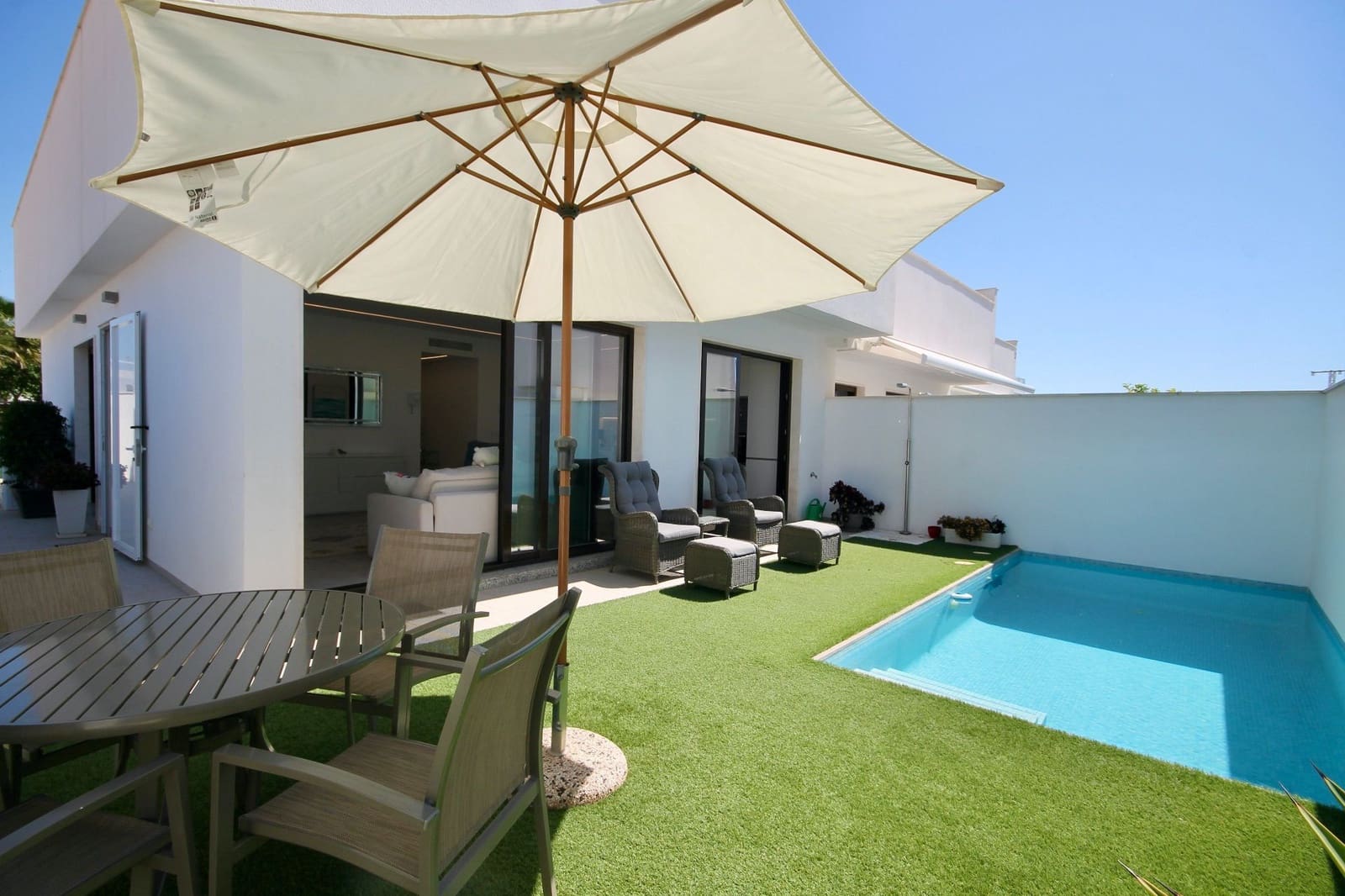 3 sypialnia Willa na sprzedaż w Pilar de la Horadada z garażem - 389 900 € (Ref: 9176226)