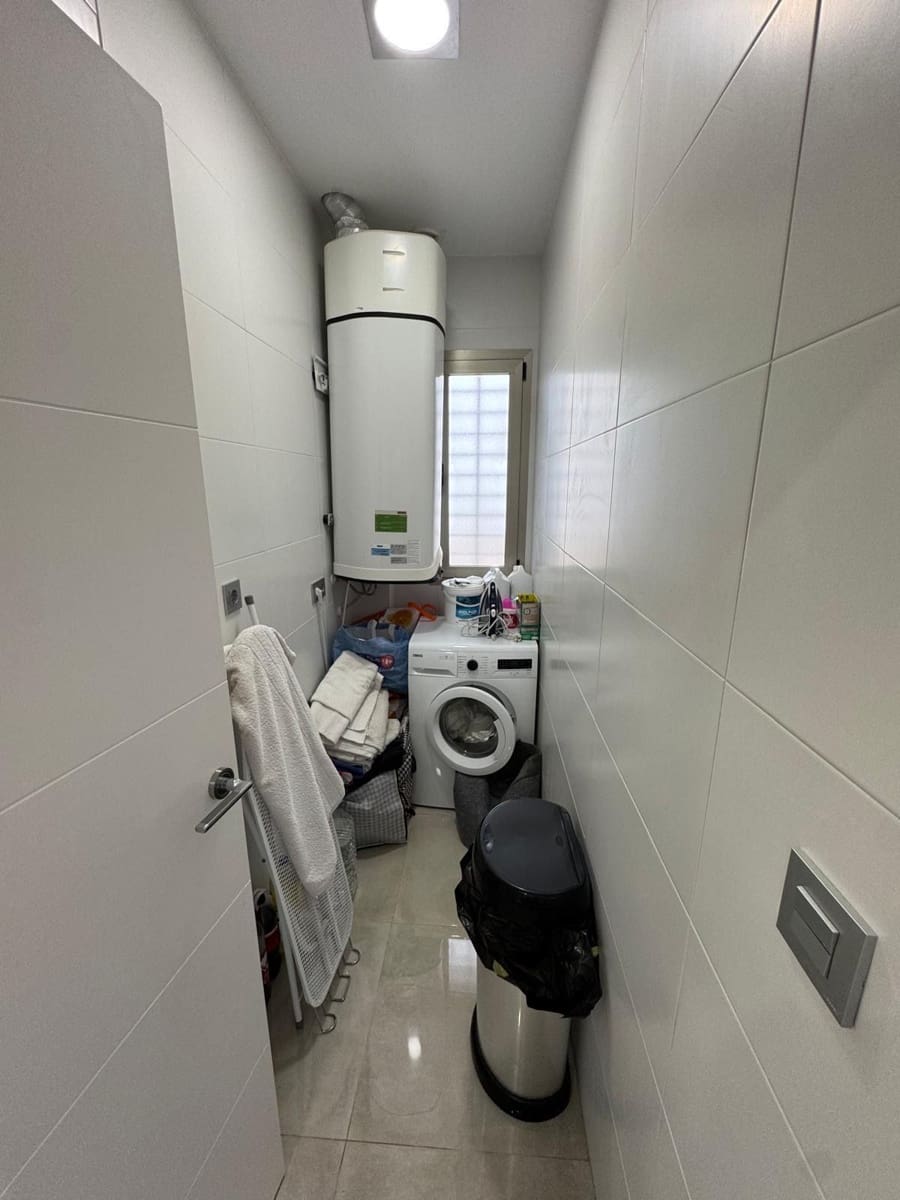 3 bedroom Villa for sale in Orihuela Costa with pool garage - € 369,950 (Ref: 9193563)