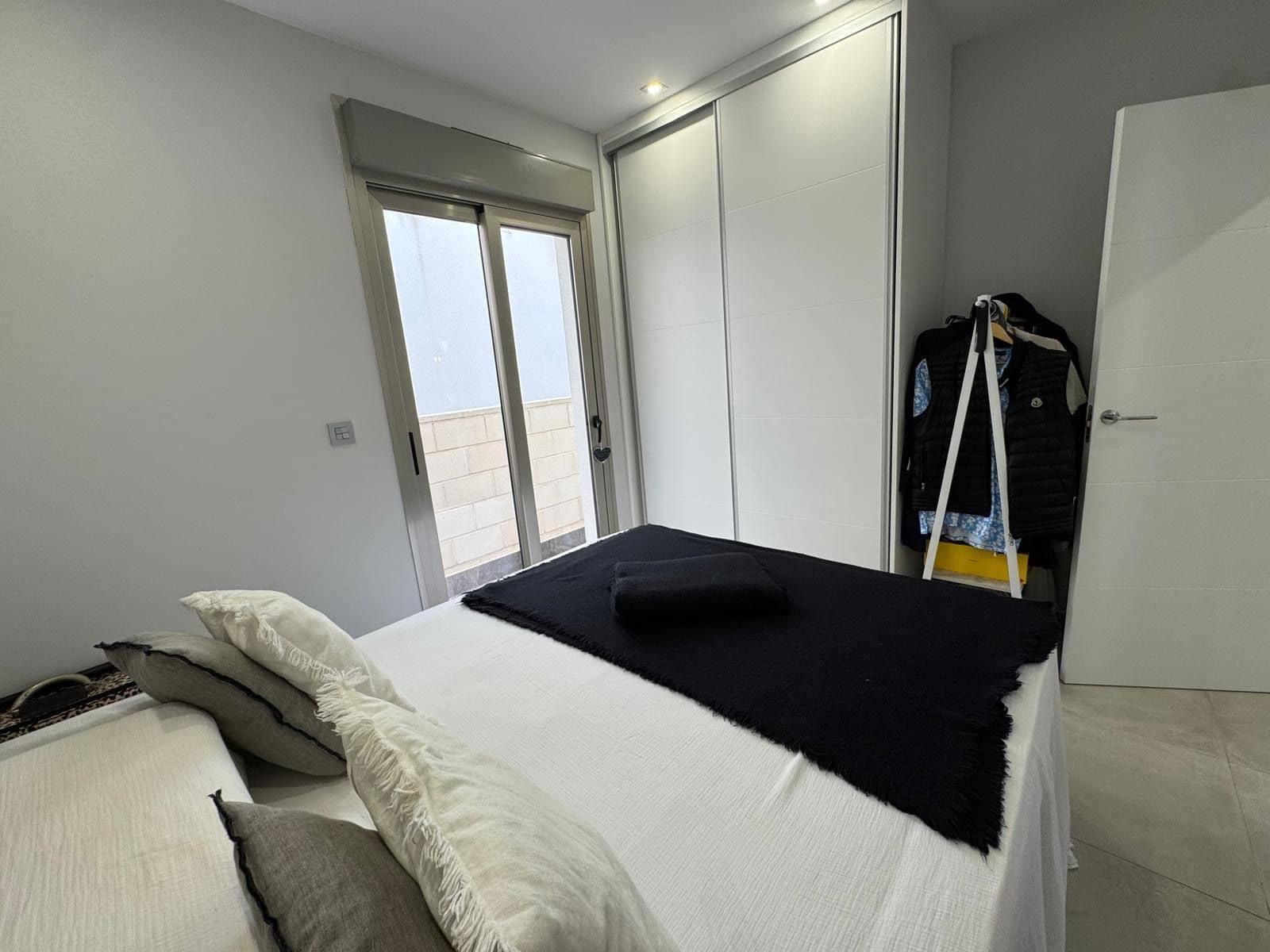 3 bedroom Villa for sale in Orihuela Costa with pool garage - € 369,950 (Ref: 9193563)