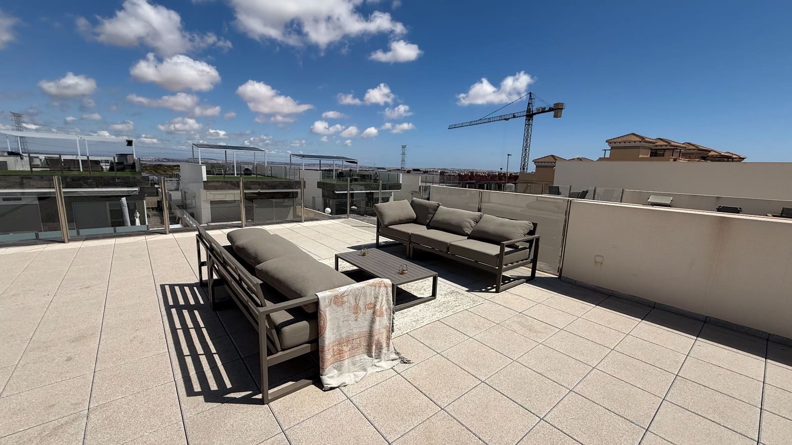 3 bedroom Villa for sale in Orihuela Costa with pool garage - € 369,950 (Ref: 9193563)