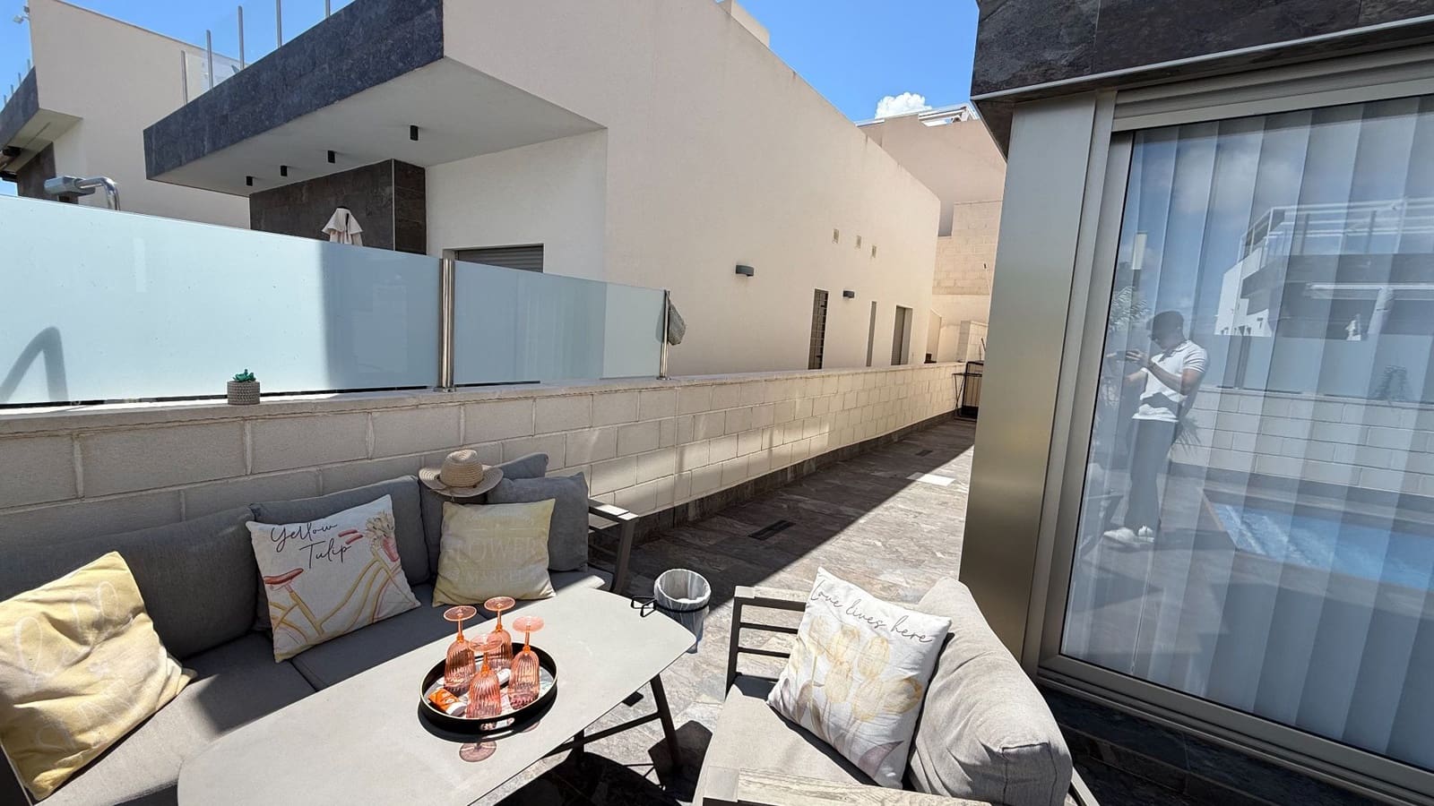 3 bedroom Villa for sale in Orihuela Costa with pool garage - € 369,950 (Ref: 9193563)