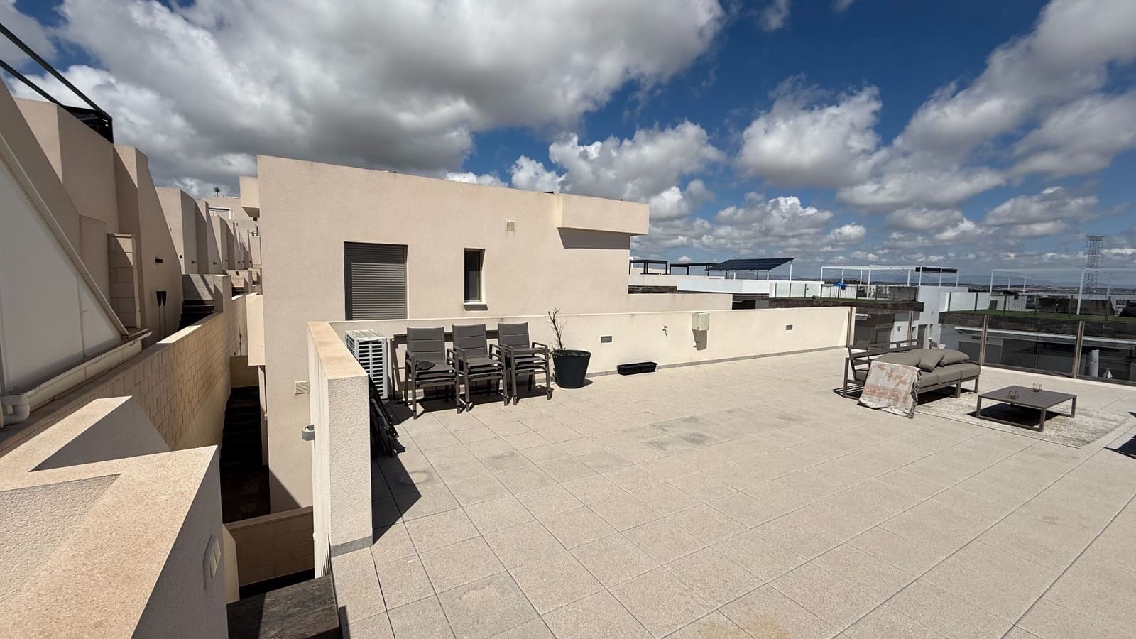 3 bedroom Villa for sale in Orihuela Costa with pool garage - € 369,950 (Ref: 9193563)