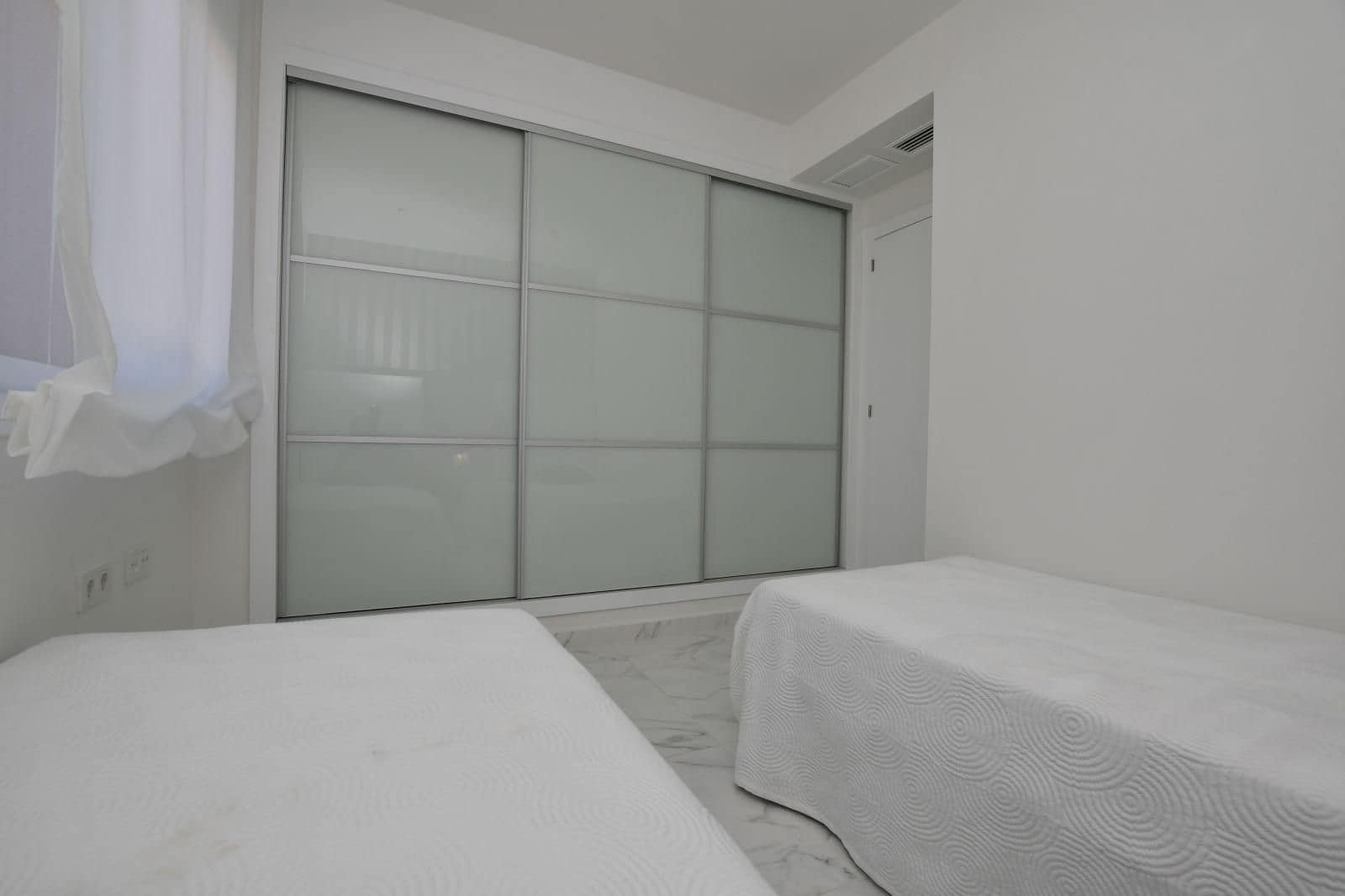 3 soveværelse Bungalow til salg i San Miguel de Salinas med swimmingpool - € 253.052 (Ref: 9197527)