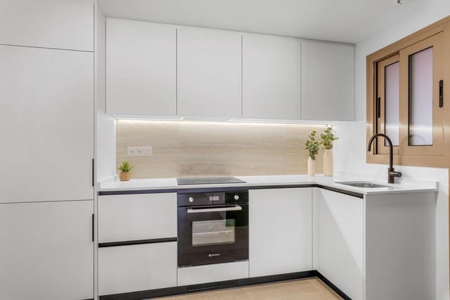 3 bedroom Apartment for sale in Jacarilla with pool - € 158,500 (Ref: 9197535)