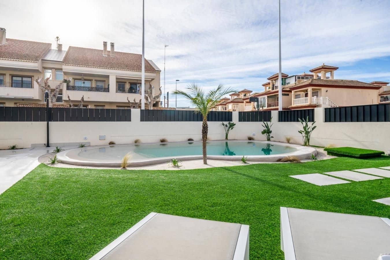 3 bedroom Villa for sale in Roldan with pool - € 415,950 (Ref: 9208131)