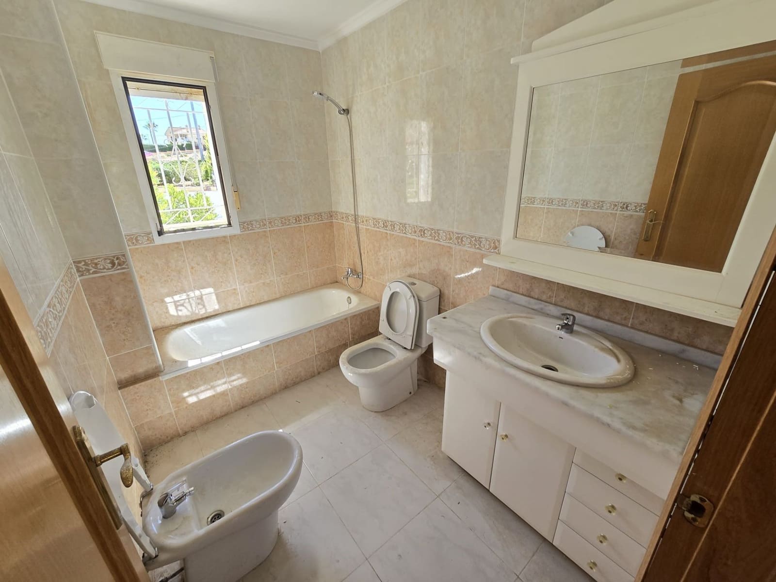 3 chambre Villa/Maison à vendre à Jacarilla avec piscine garage - 480 000 € (Ref: 9236083)