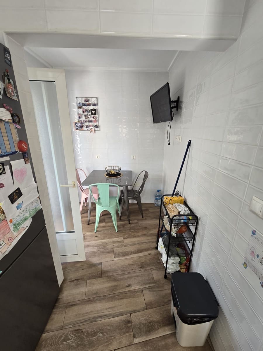 3 bedroom Villa for sale in Torrevieja with pool garage - € 329,900 (Ref: 9254762)