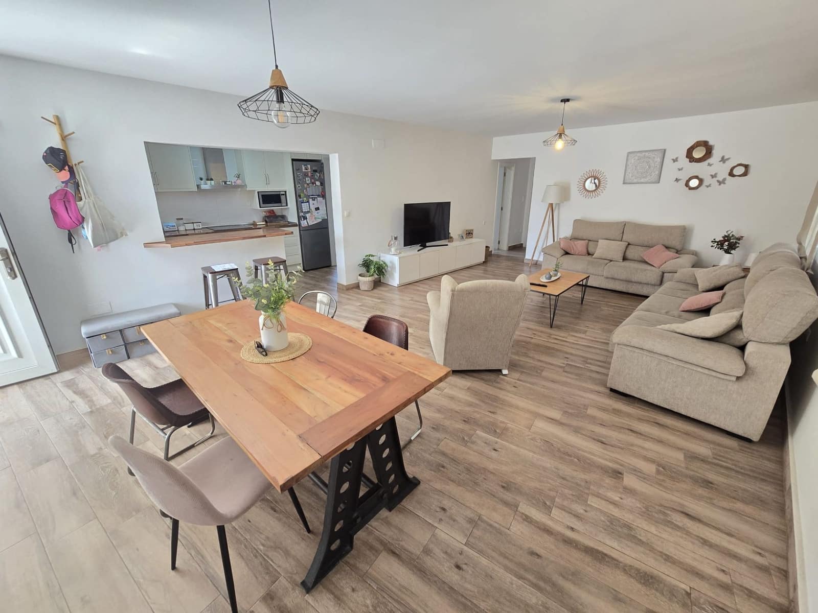 3 bedroom Villa for sale in Torrevieja with pool garage - € 329,900 (Ref: 9254762)