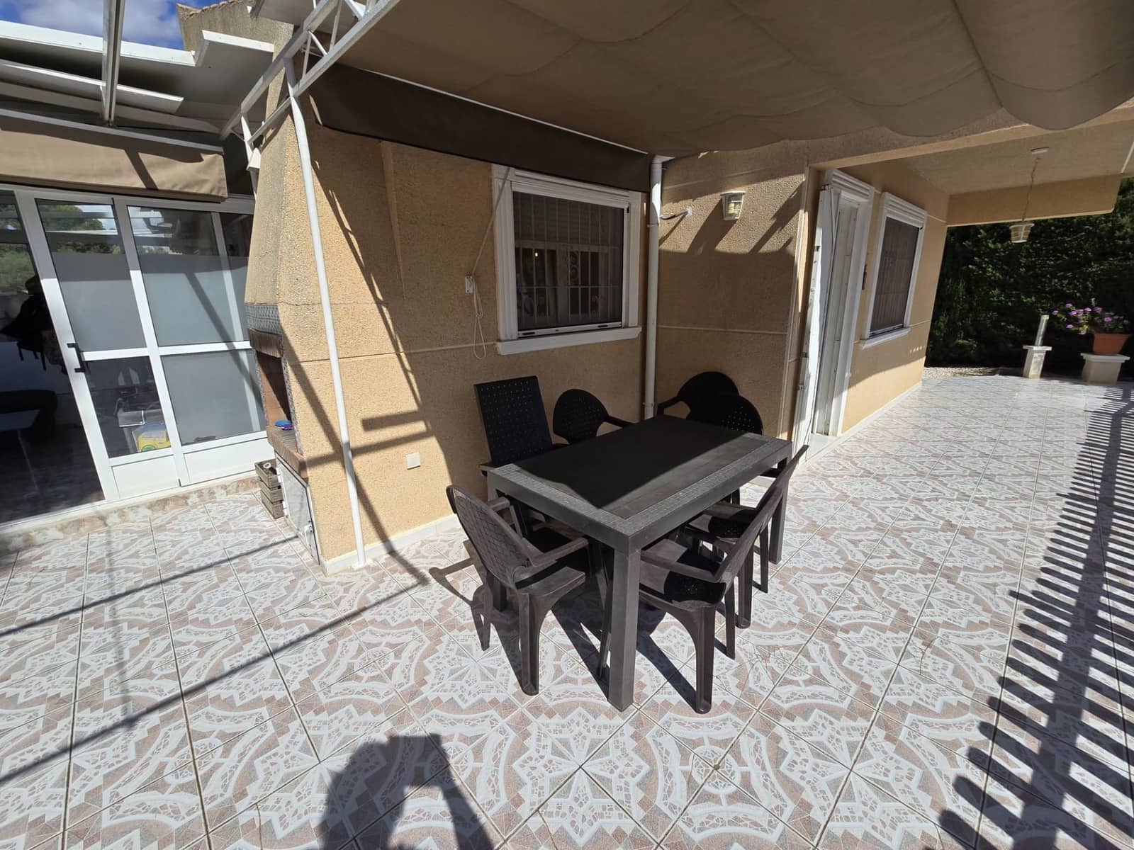 3 bedroom Villa for sale in Torrevieja with pool garage - € 329,900 (Ref: 9254762)