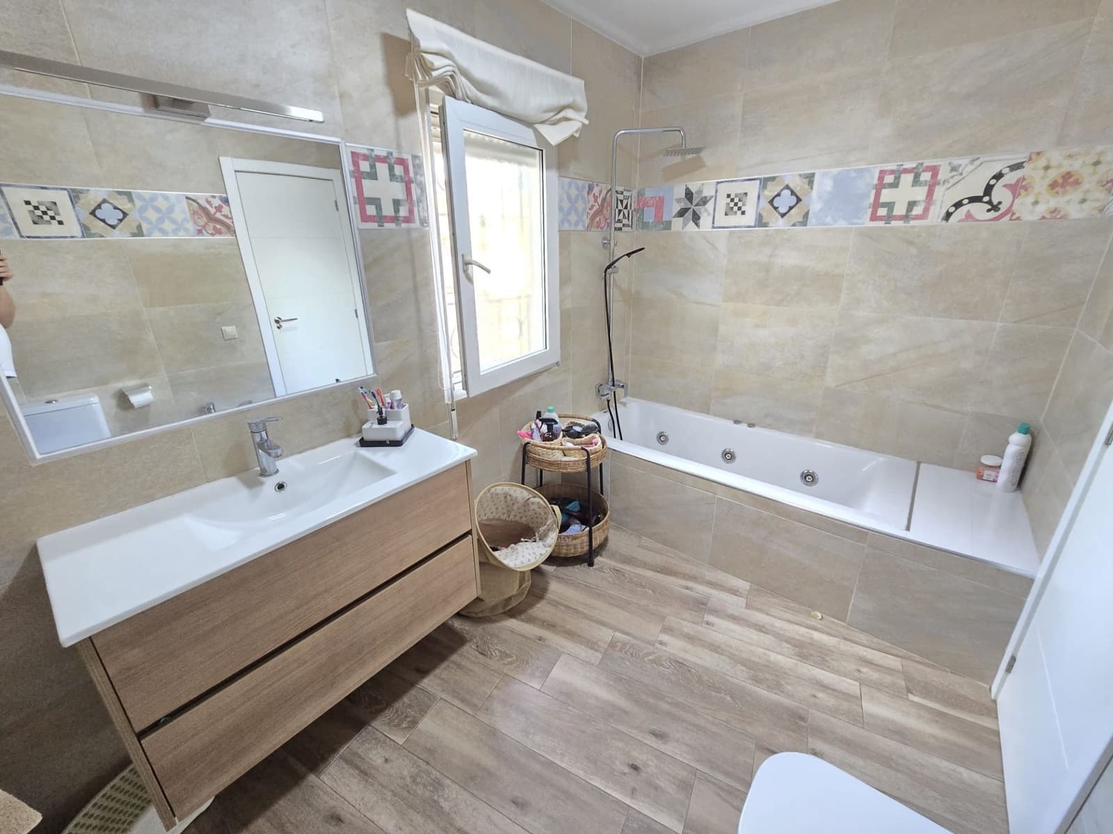 3 makuuhuone Huvila myytävänä paikassa Los Balcones mukana uima-altaan 
autotalli - 329 900 € (Ref: 9254763)