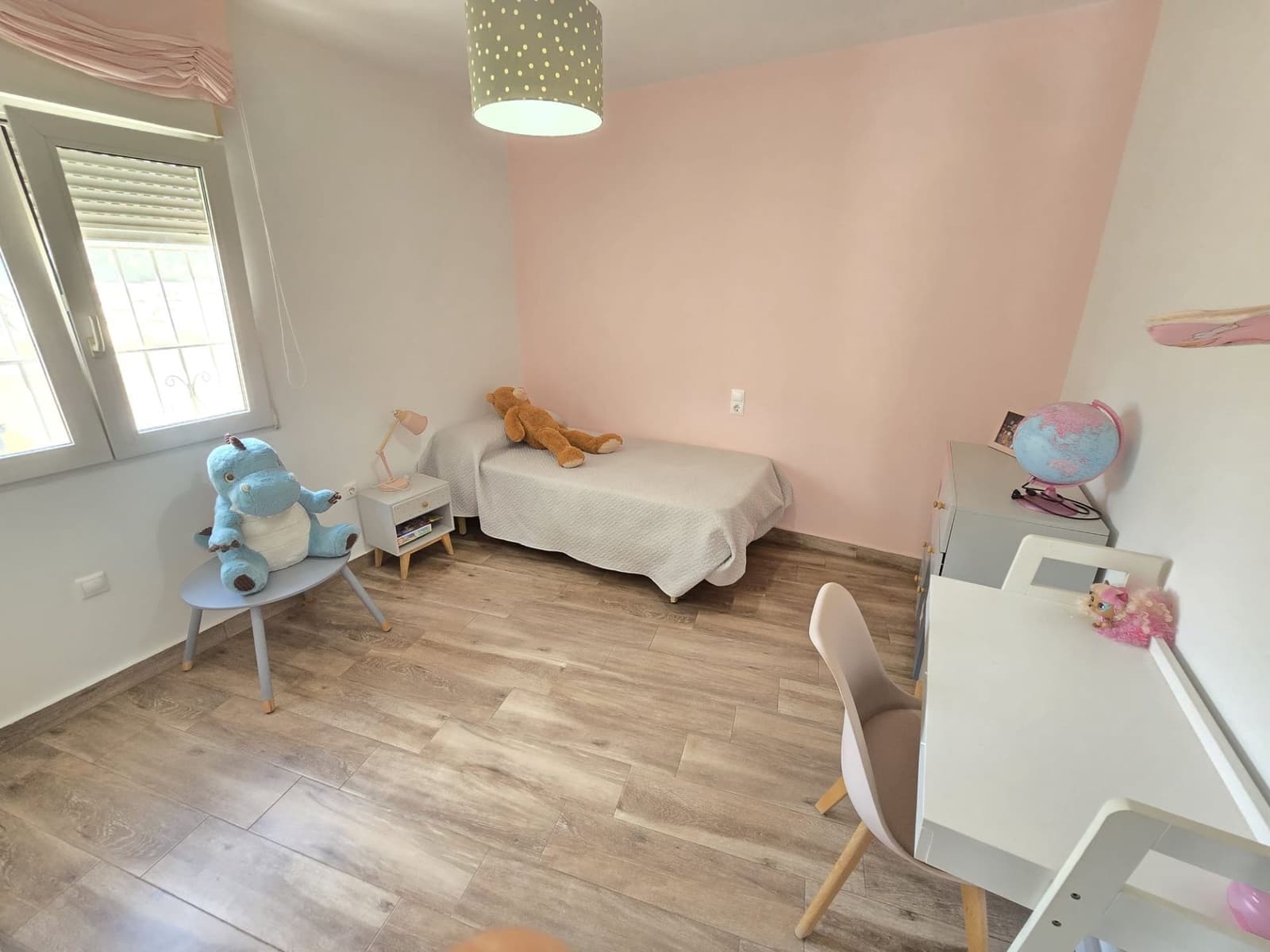 3 makuuhuone Huvila myytävänä paikassa Los Balcones mukana uima-altaan 
autotalli - 329 900 € (Ref: 9254763)