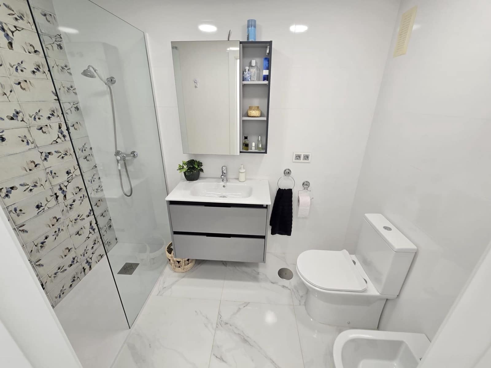 2 sovrum Lägenhet till salu i El Campello med pool - 330 000 € (Ref: 9390323)