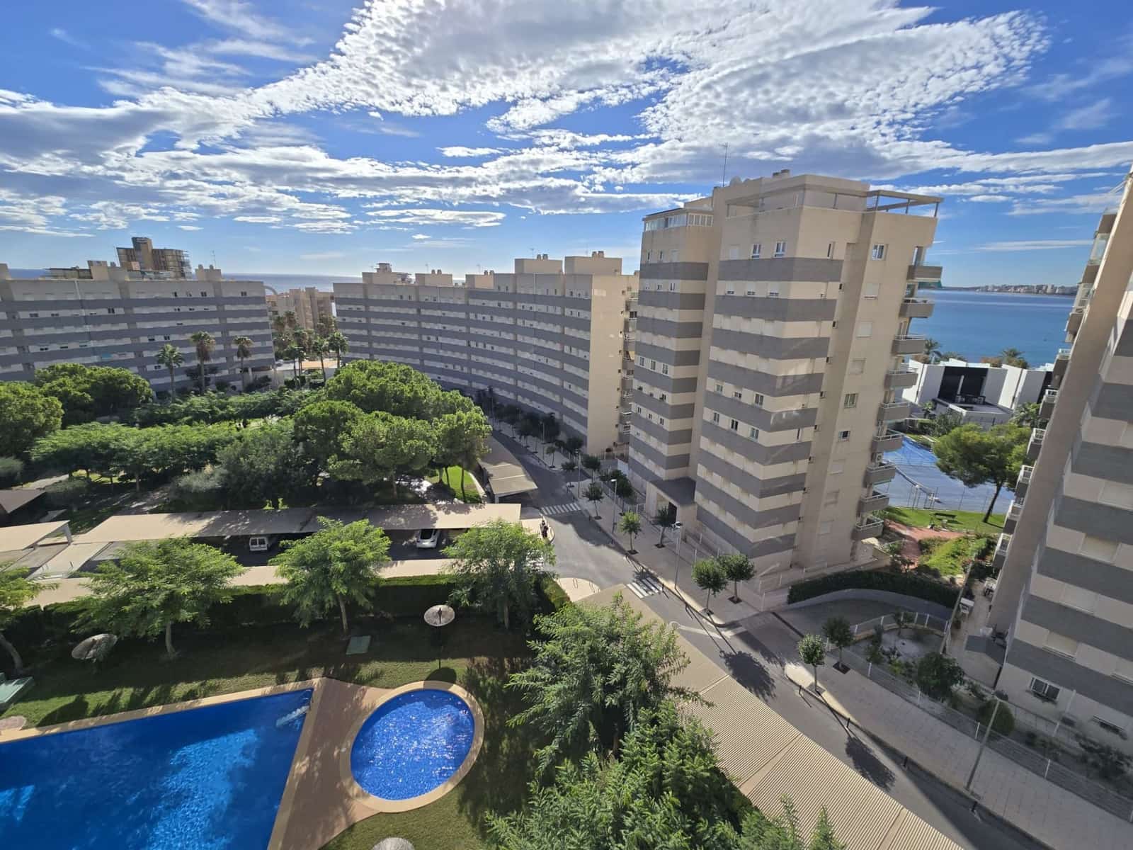 2 sovrum Lägenhet till salu i El Campello med pool - 330 000 € (Ref: 9390323)