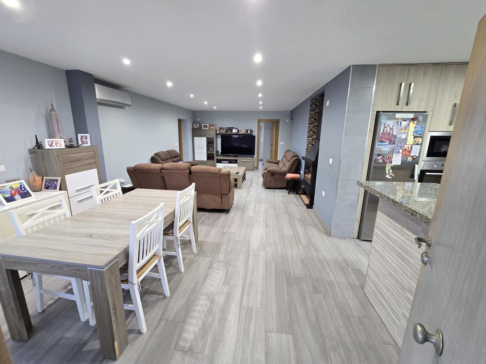 4 bedroom Villa for sale in Torrevieja with pool garage - € 570,000 (Ref: 9400513)