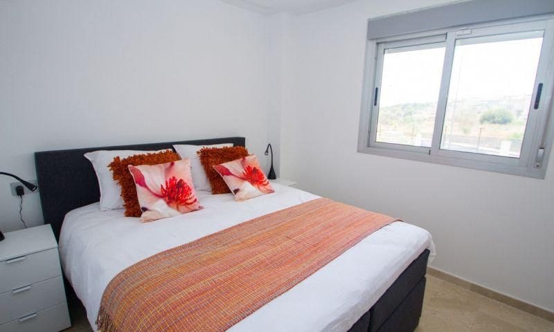 2 soverom Penthouse til salgs i Filipinas med svømmebasseng - € 295 000 (Ref: 9410692)