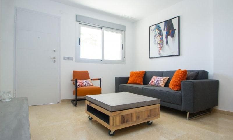 2 soverom Penthouse til salgs i Filipinas med svømmebasseng - € 295 000 (Ref: 9410692)