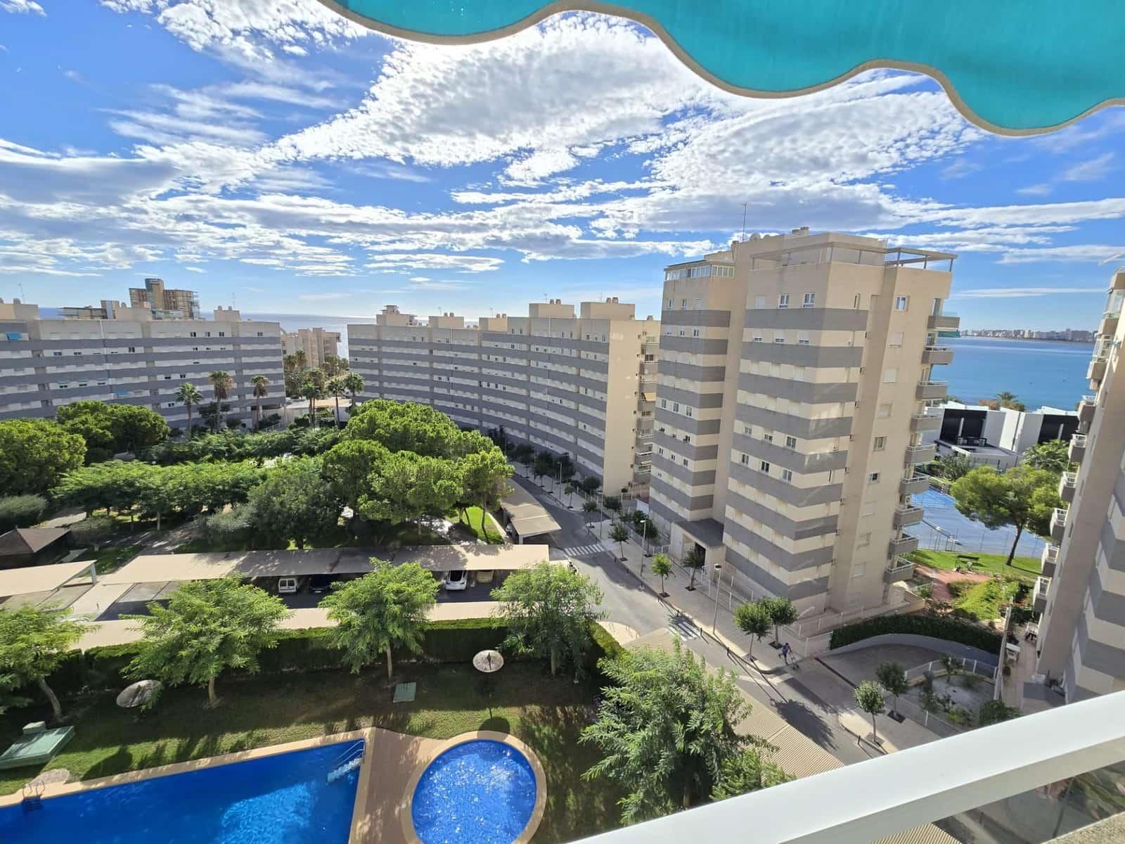 Apartamento de 2 habitaciones en El Campello en venta con piscina - 330.000 € (Ref: 9537173)