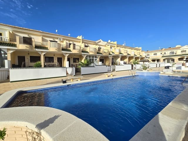 Pareado de 2 habitaciones en Rojales en venta con piscina garaje - 198.000 € (Ref: 9555239)