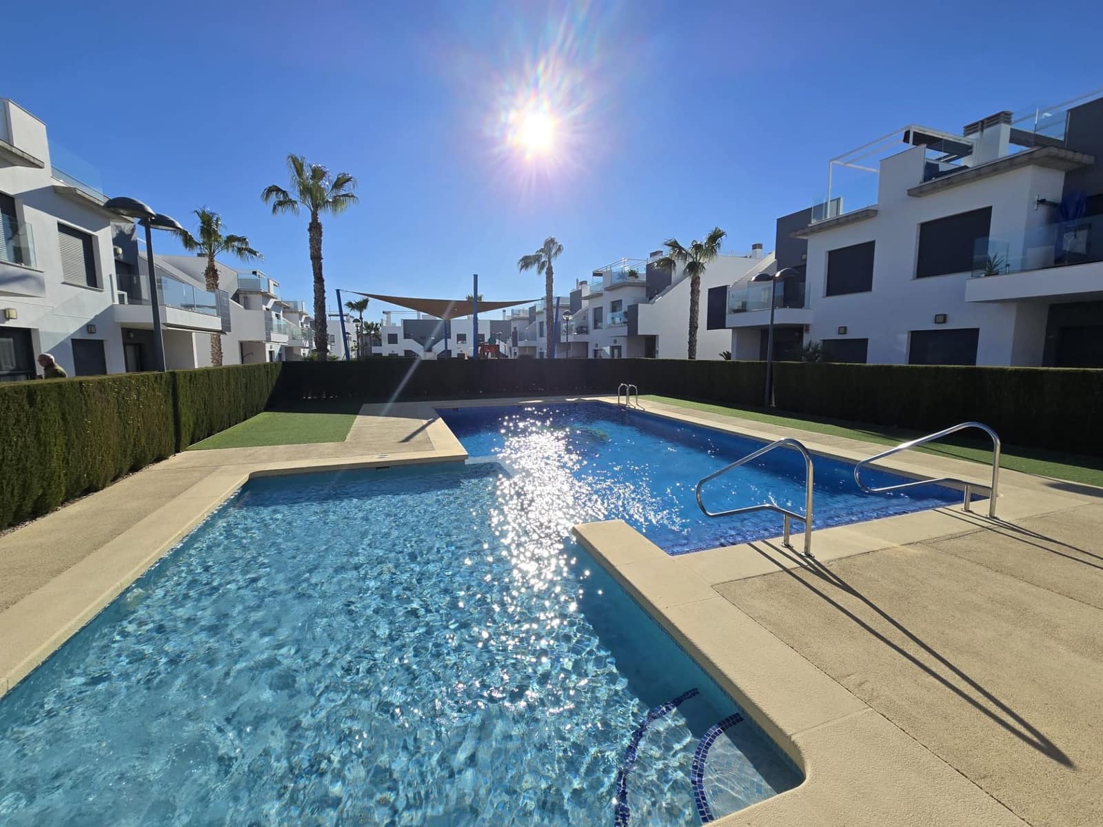 2 bedroom Bungalow for sale in Pilar de la Horadada with pool garage - € 199,900 (Ref: 9611154)