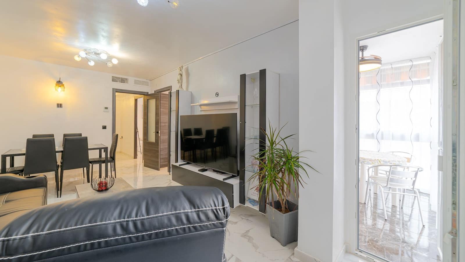 3 soveværelse Lejlighed til salg i Torrevieja - € 179.000 (Ref: 9644578)