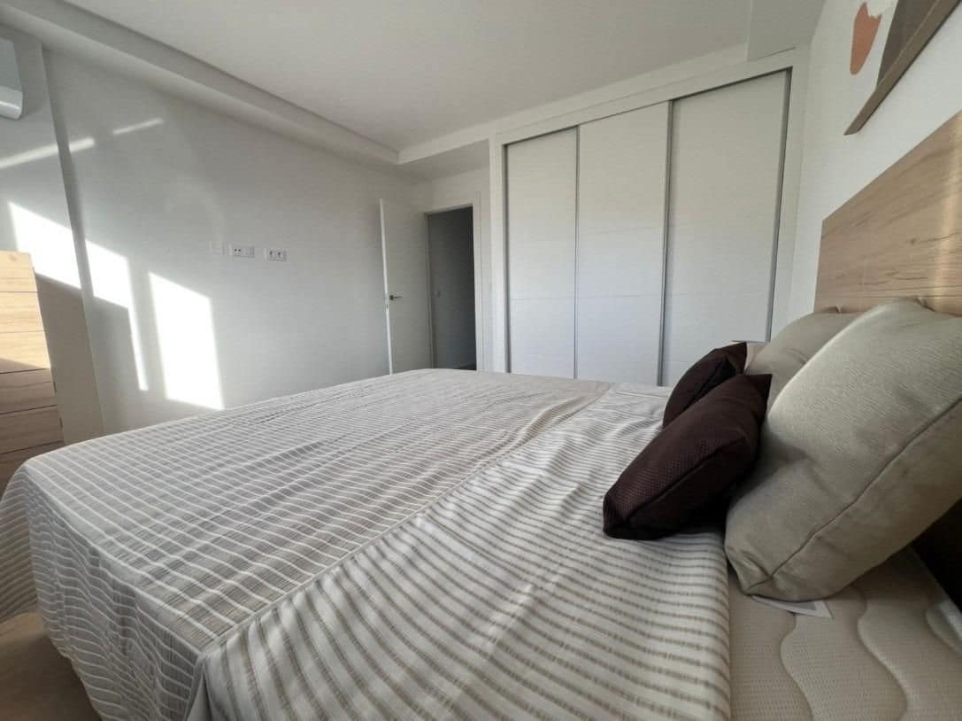 3 soverom Hus til salgs i Portman med svømmebasseng - € 215 000 (Ref: 9666120)