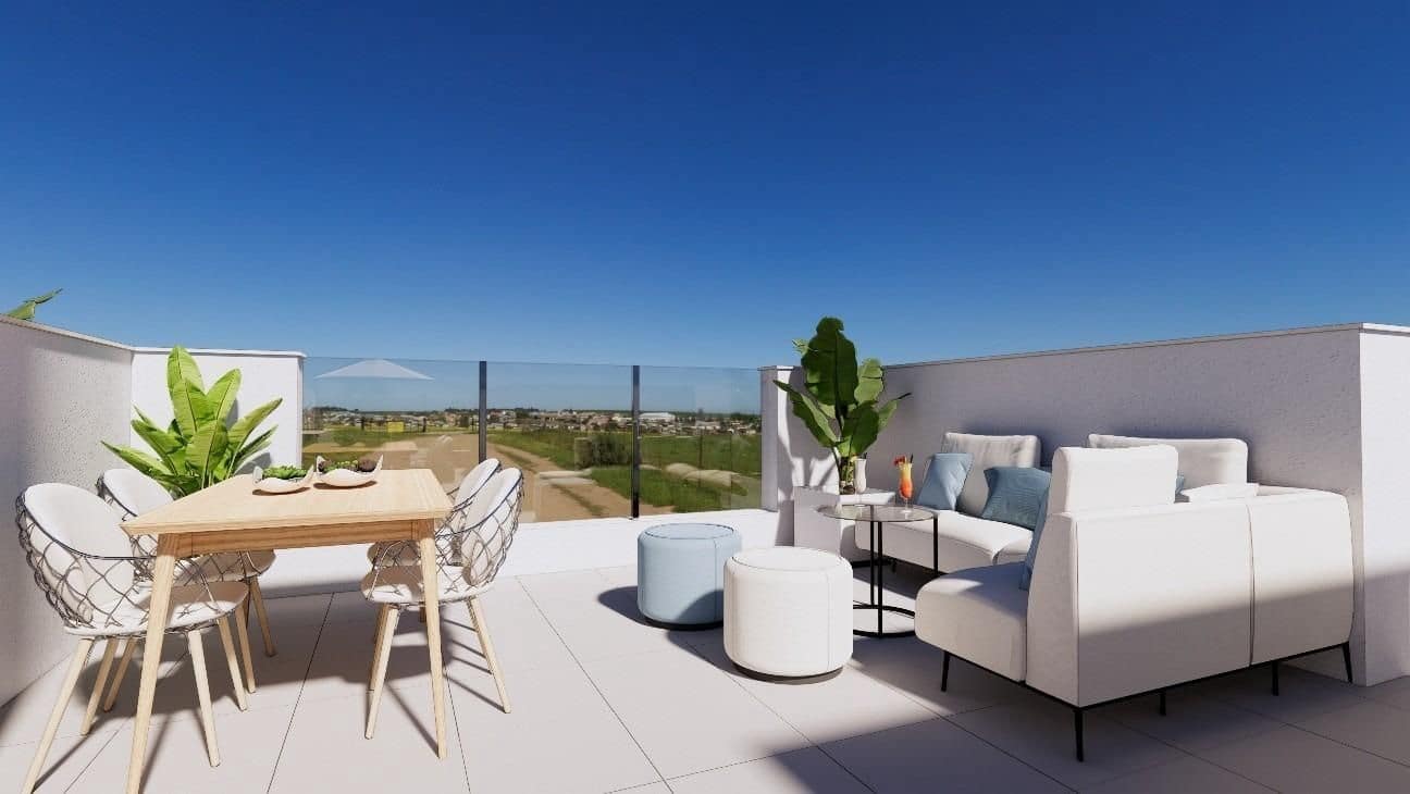 3 bedroom Townhouse for sale in Los Alcazares with pool - € 382,000 (Ref: 9707465)
