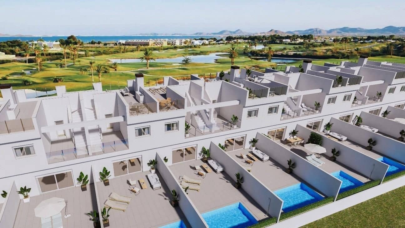 3 bedroom Townhouse for sale in Los Alcazares with pool - € 382,000 (Ref: 9707465)